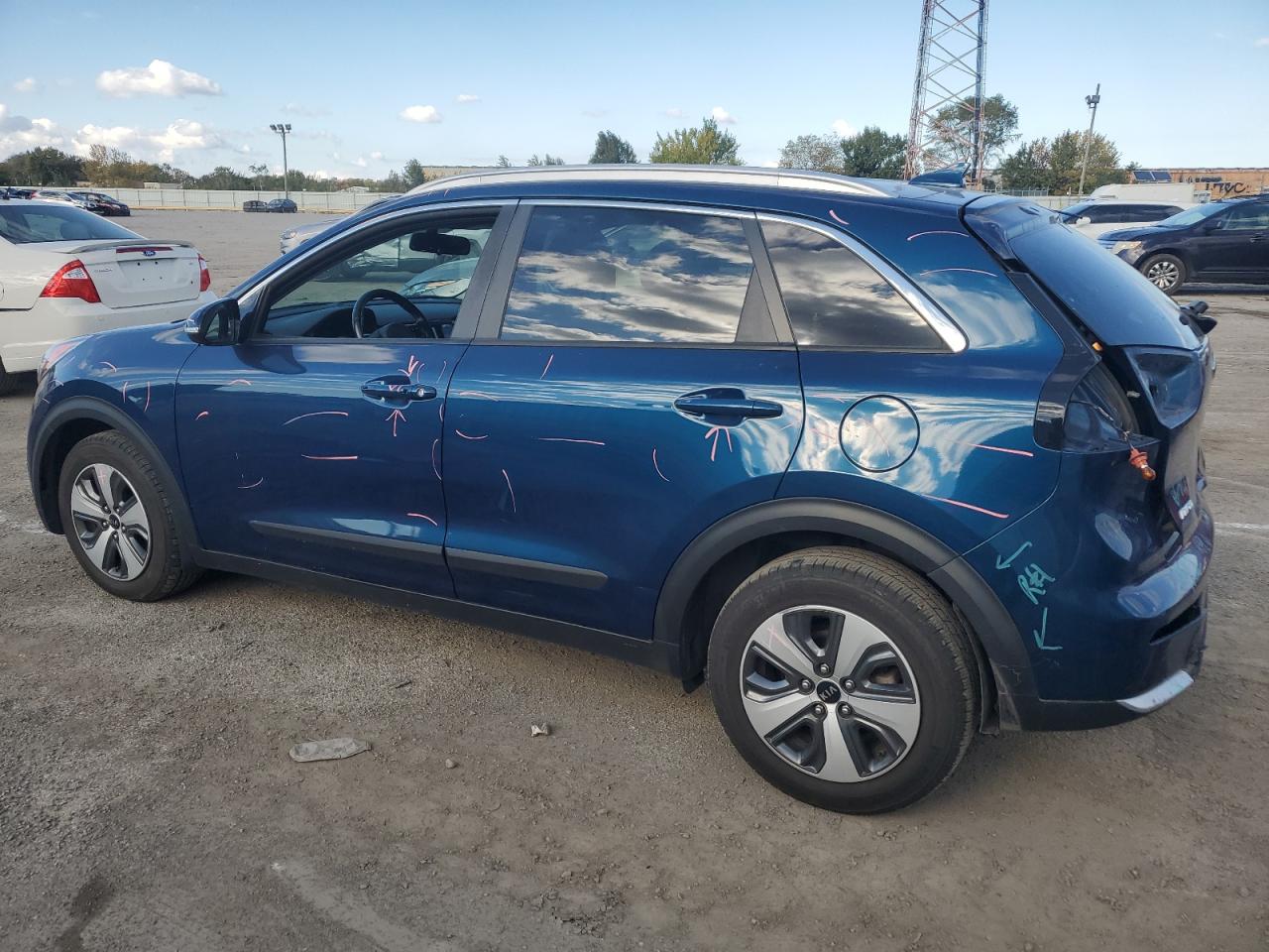 KIA NIRO EX