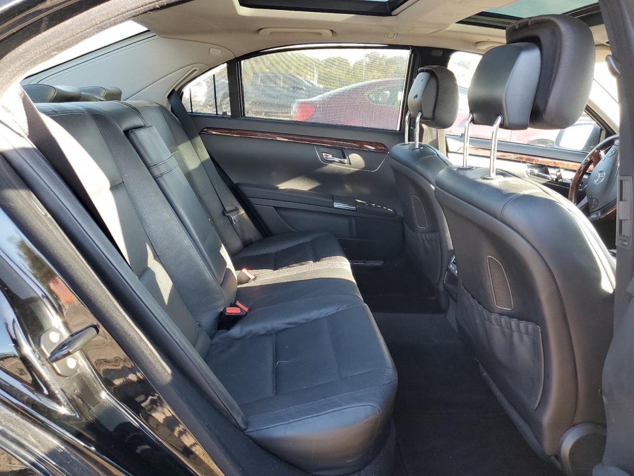 MERCEDES-BENZ S-CLASS 550 4MATIC