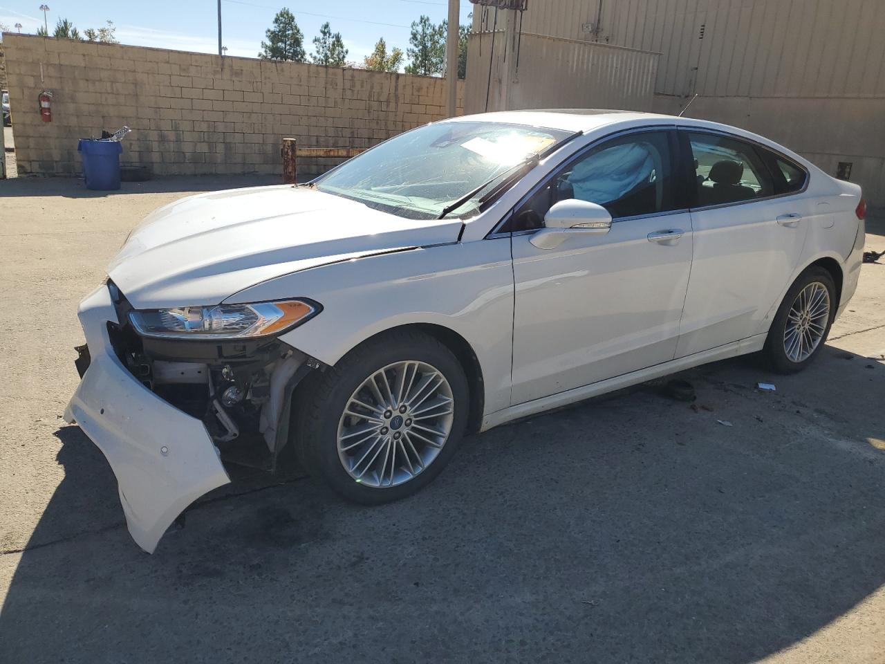 FORD FUSION SE