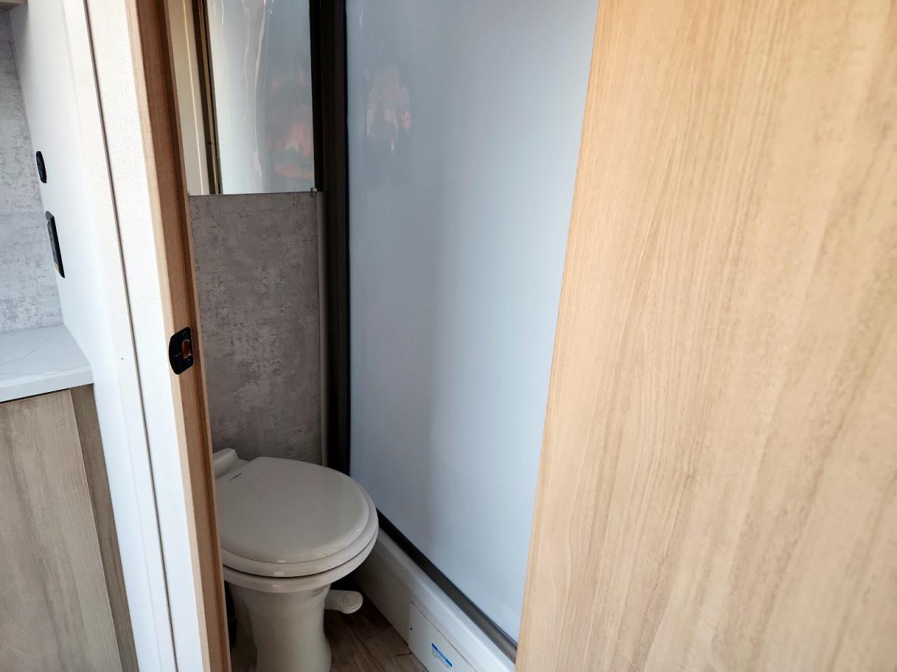 Lot #3264546924 2025 WINNEBAGO MICRO MINN