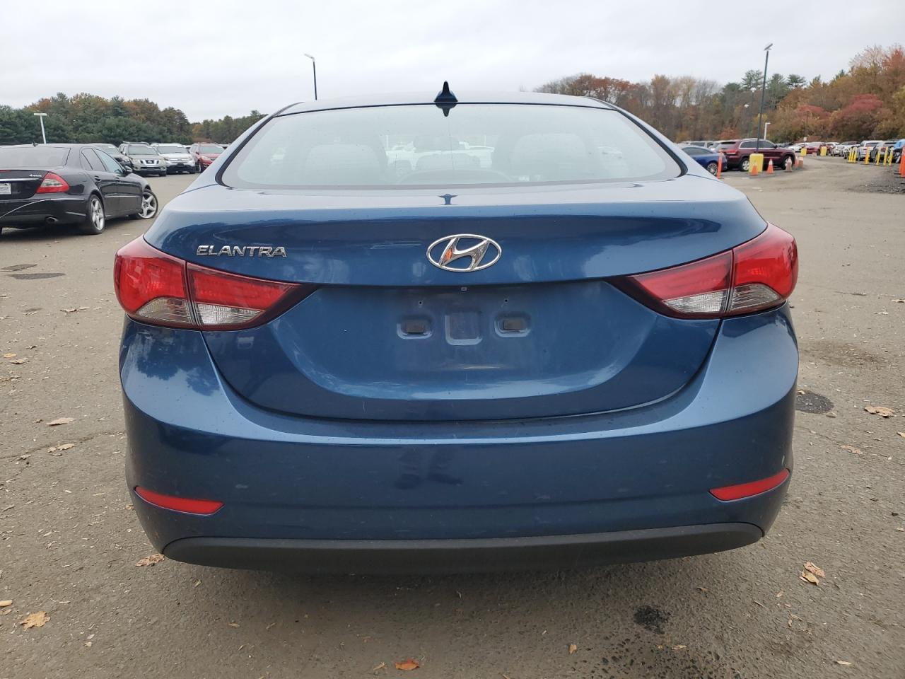 Lot #3319986174 2016 HYUNDAI ELANTRA SE