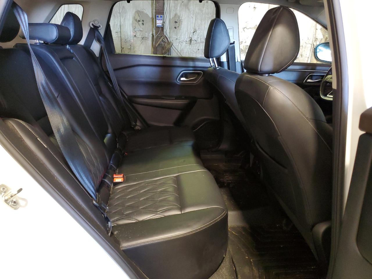 NISSAN ROGUE PLATINUM