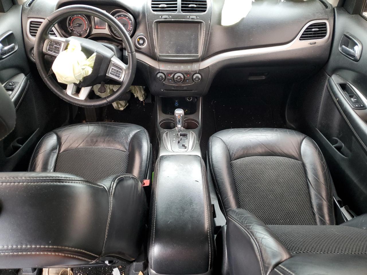 DODGE JOURNEY CROSSROAD