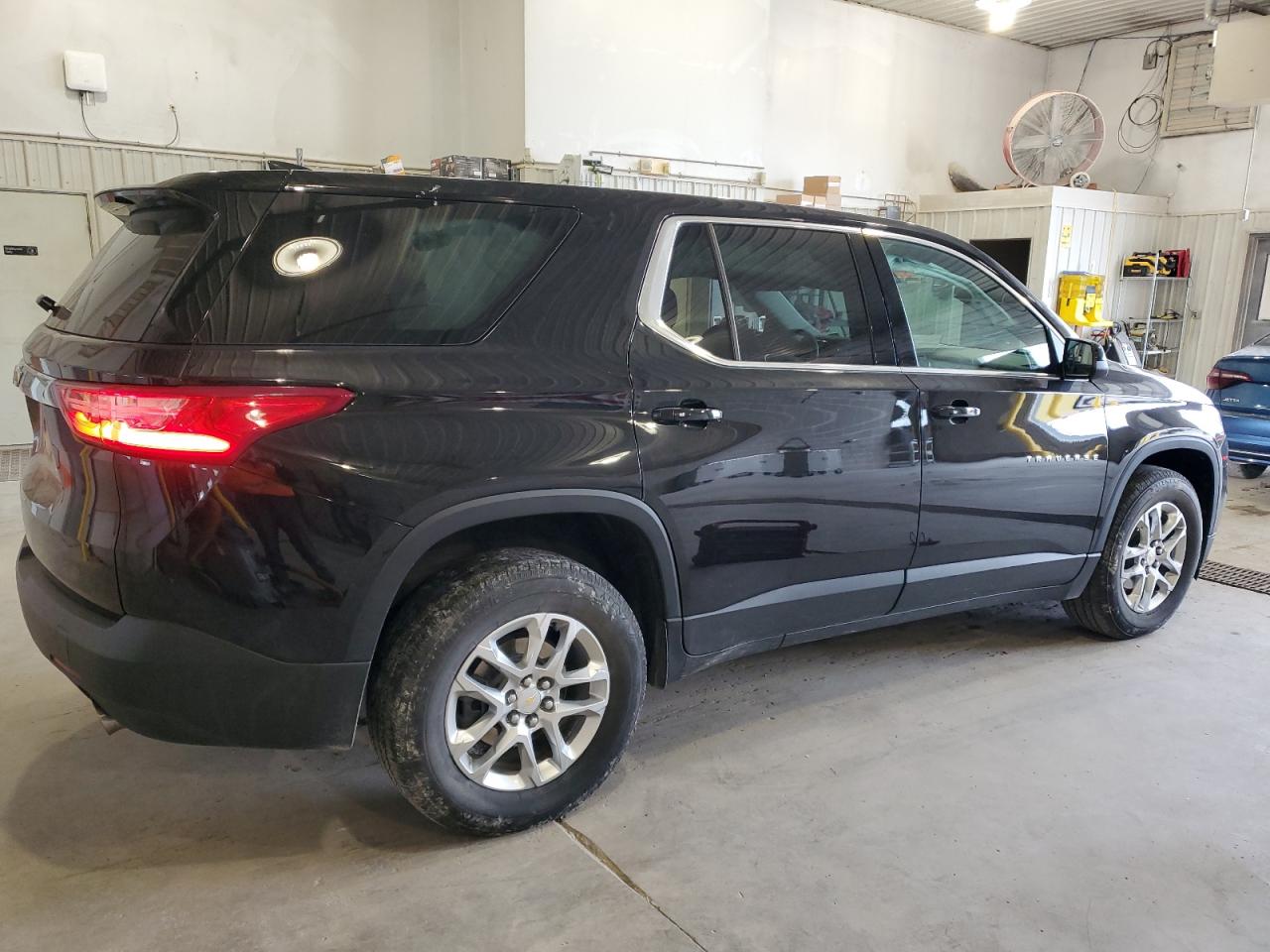 CHEVROLET TRAVERSE LS