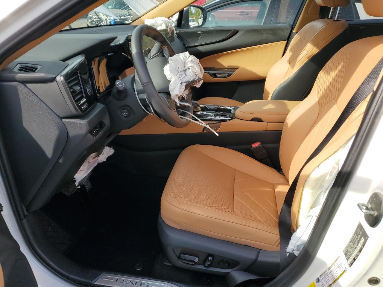 LEXUS NX 350H BASE