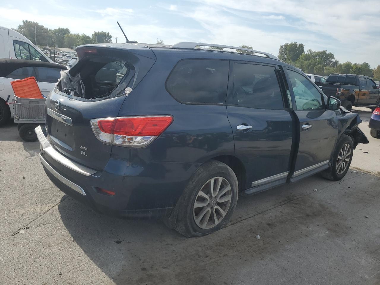 NISSAN PATHFINDER S