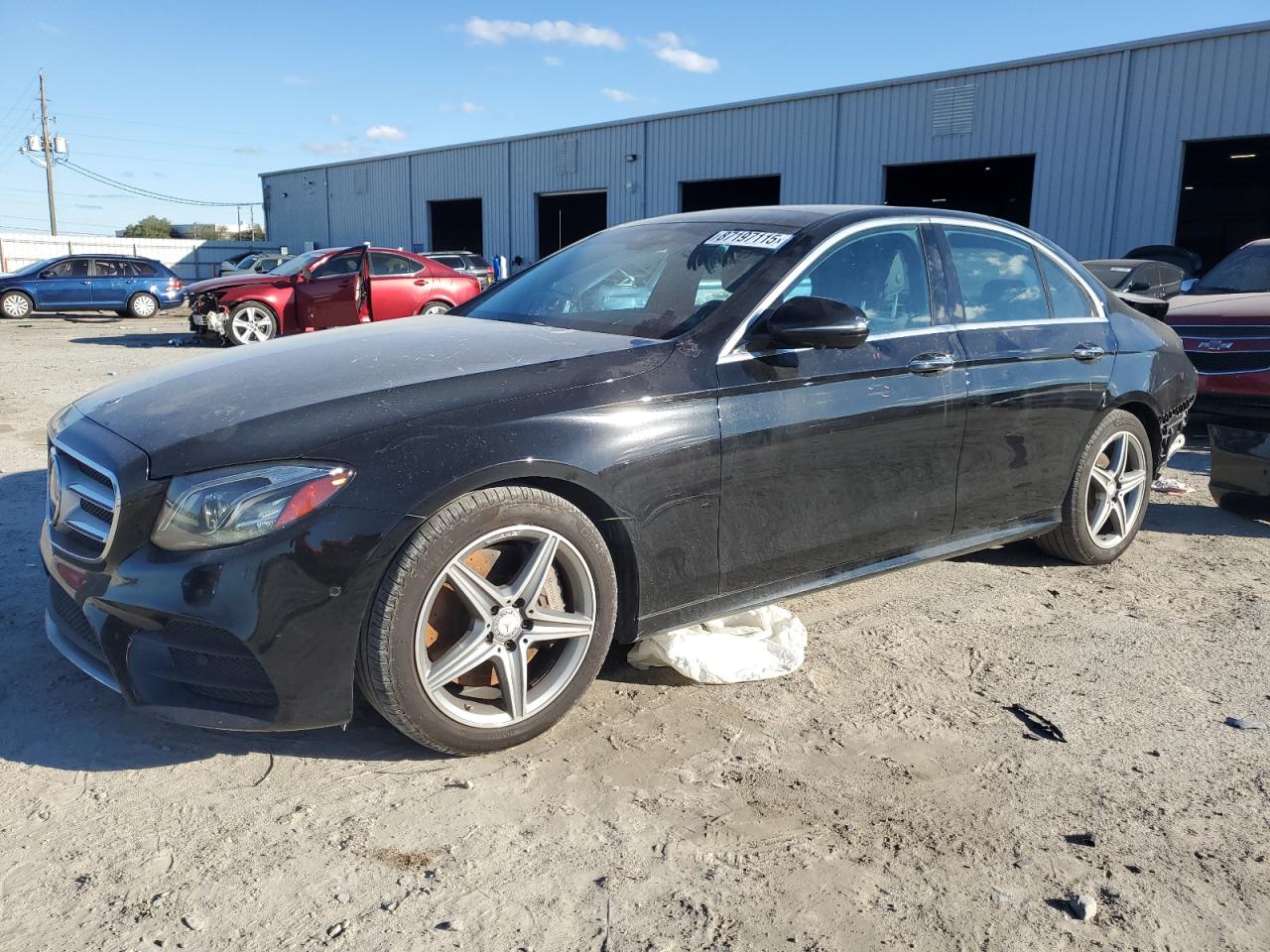 MERCEDES-BENZ E-CLASS 300