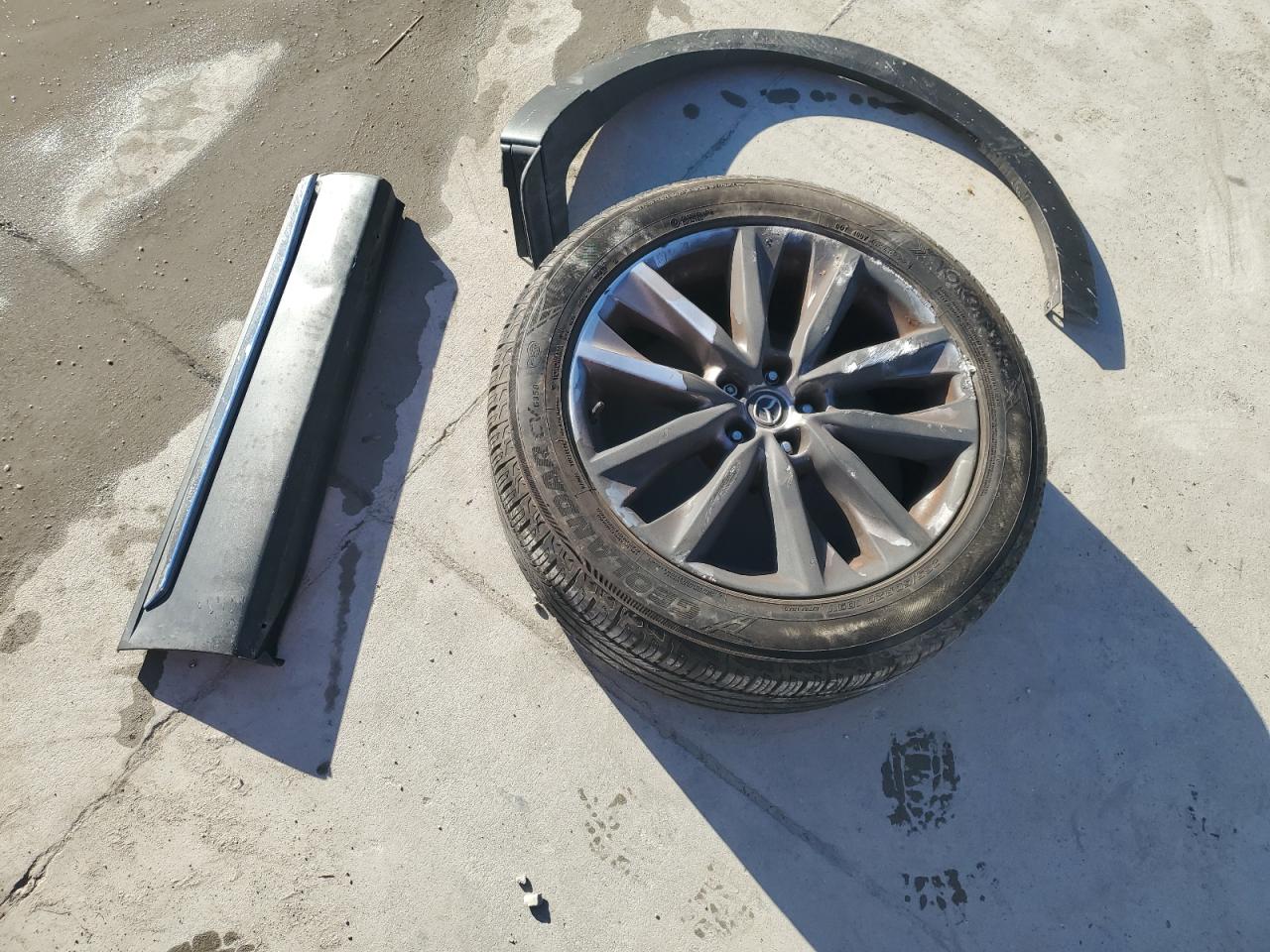 MAZDA CX-9 SIGNATURE