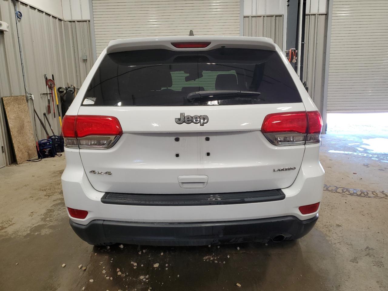 JEEP GRAND CHEROKEE LAREDO