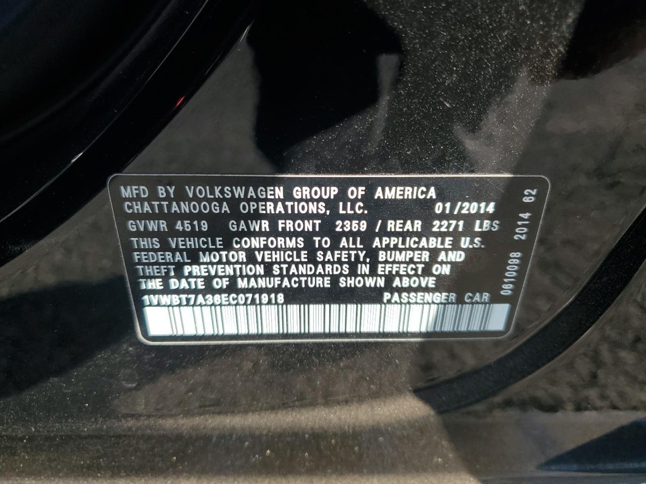 VOLKSWAGEN PASSAT SE