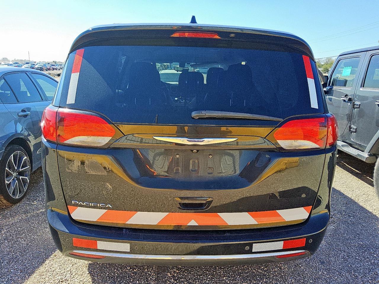 CHRYSLER PACIFICA TOURING L