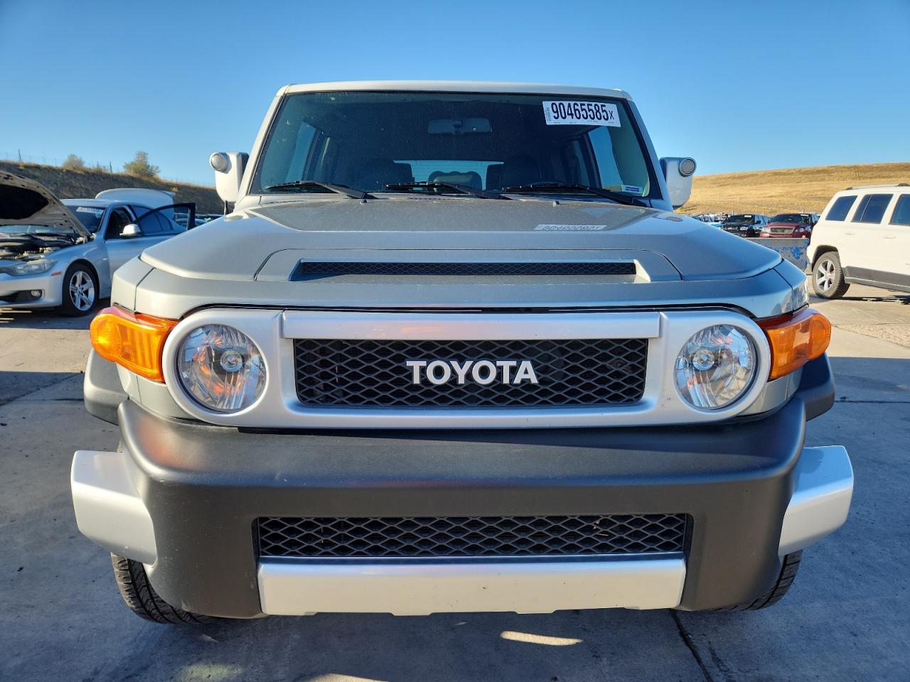 TOYOTA FJ CRUISER