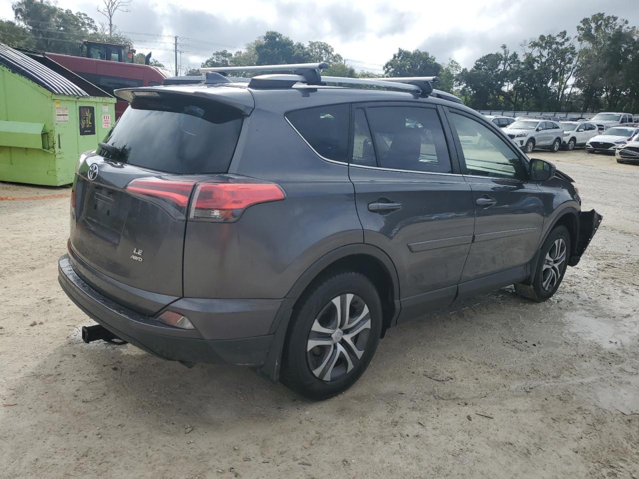 TOYOTA RAV4 LE