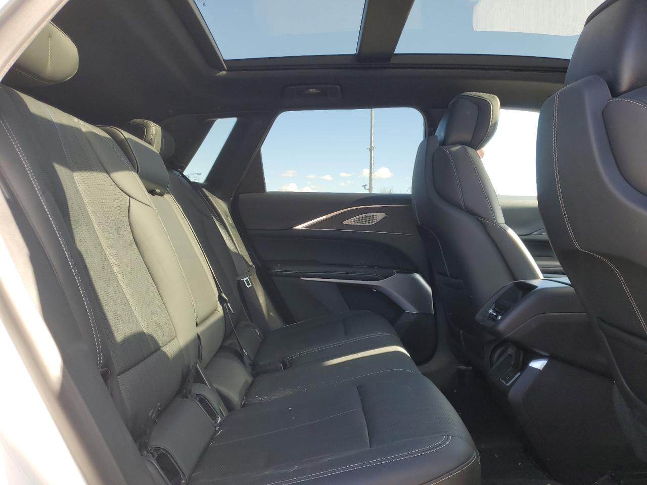 CADILLAC LYRIQ SPORT