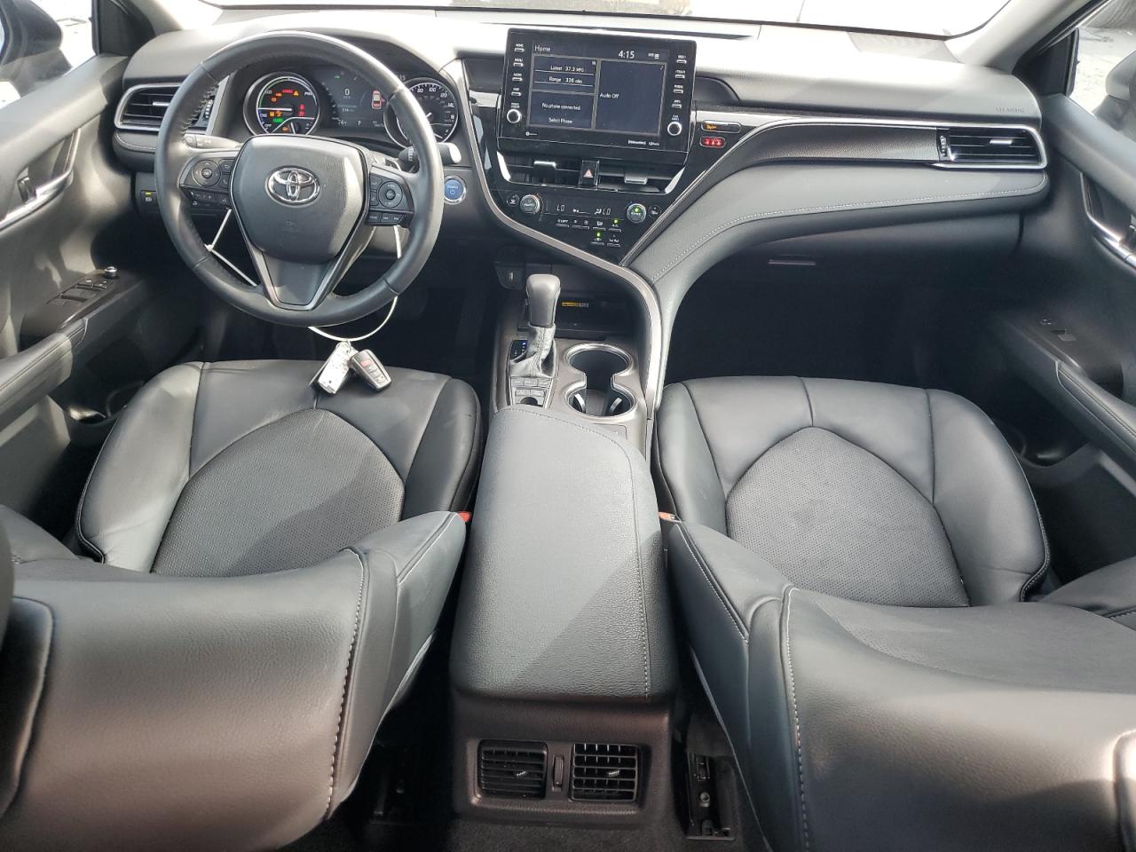TOYOTA CAMRY XSE