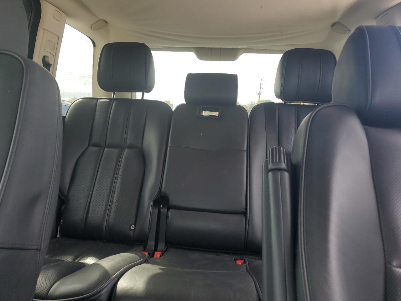 LAND ROVER RANGE ROVER HSE LUXURY