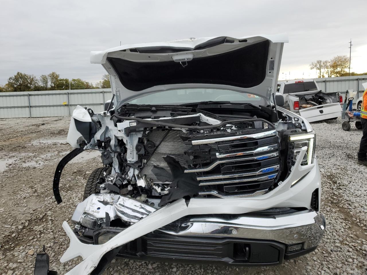 GMC SIERRA 1500 K1500 SLT