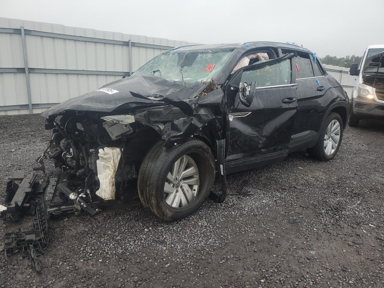 Lot #3262043512 2022 VOLKSWAGEN ATLAS CROS