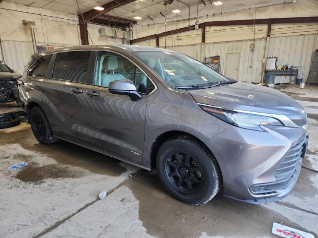 2021 TOYOTA SIENNA LE - 5TDKRKEC4MS016380