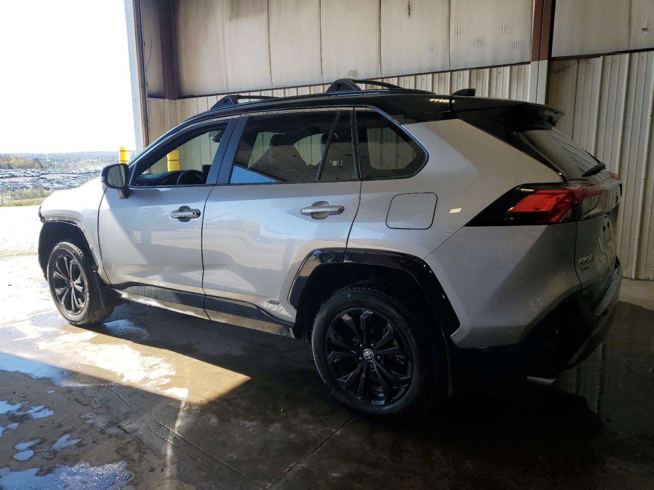 TOYOTA RAV4 XSE