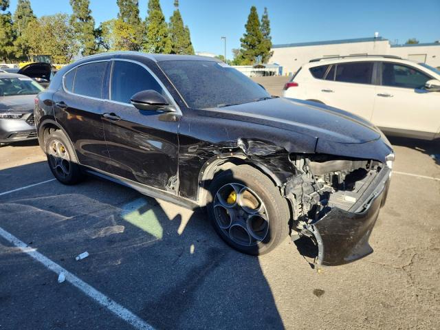 2018 ALFA ROMEO STELVIO ZASFAKAN5J7B79441