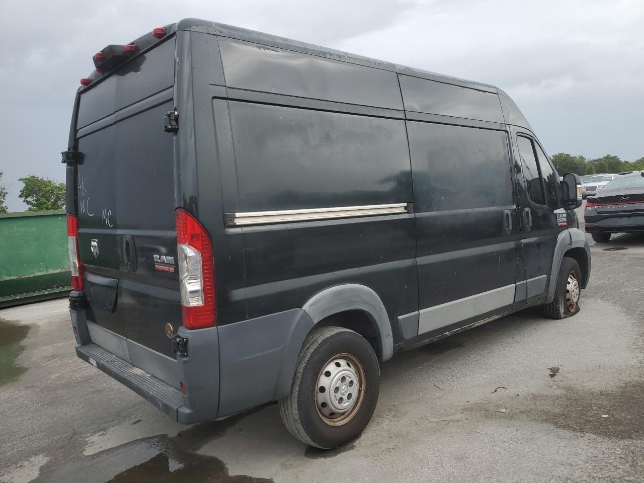 RAM PROMASTER 1500 HIGH