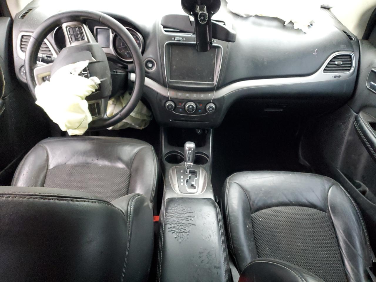 DODGE JOURNEY CROSSROAD