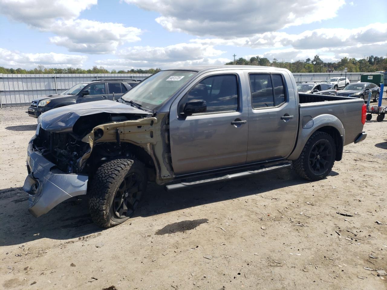 NISSAN FRONTIER S