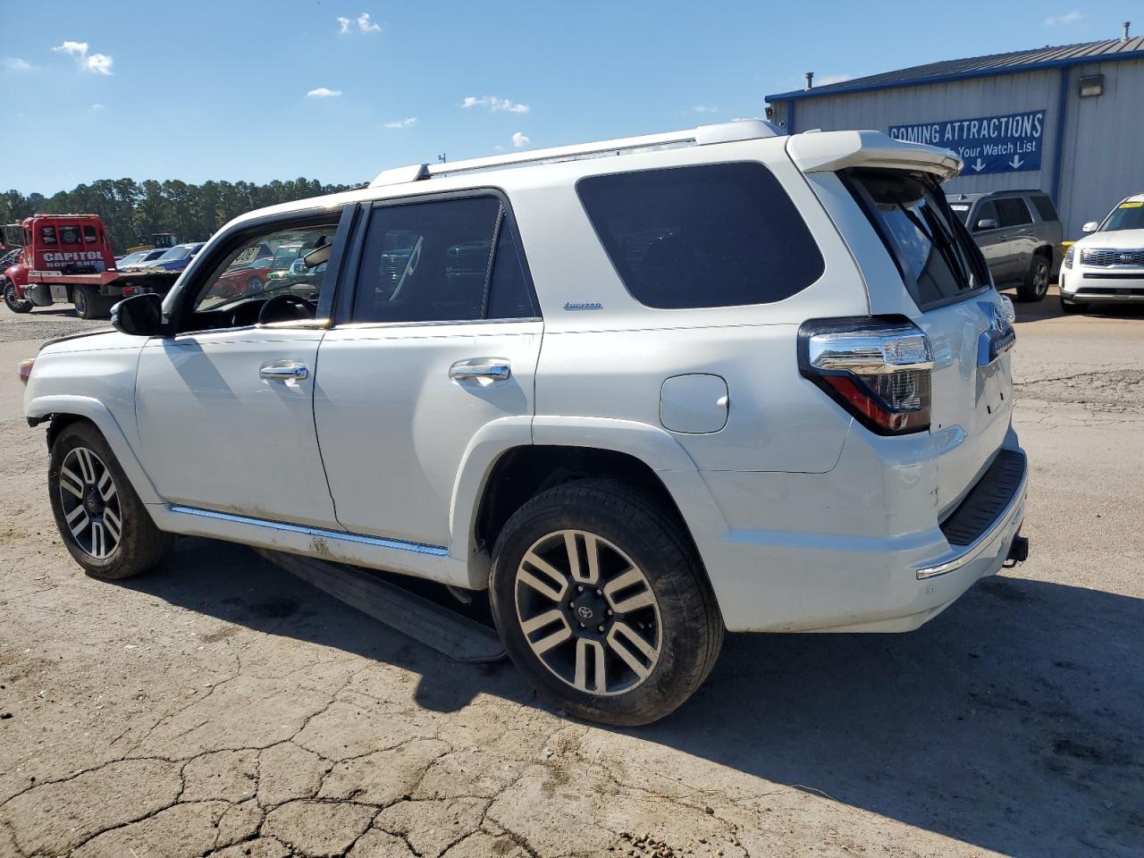 TOYOTA 4RUNNER SR5