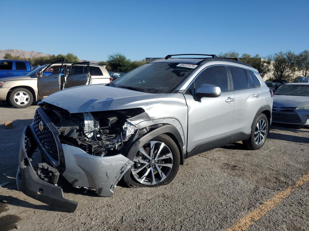 TOYOTA COROLLA CROSS XLE