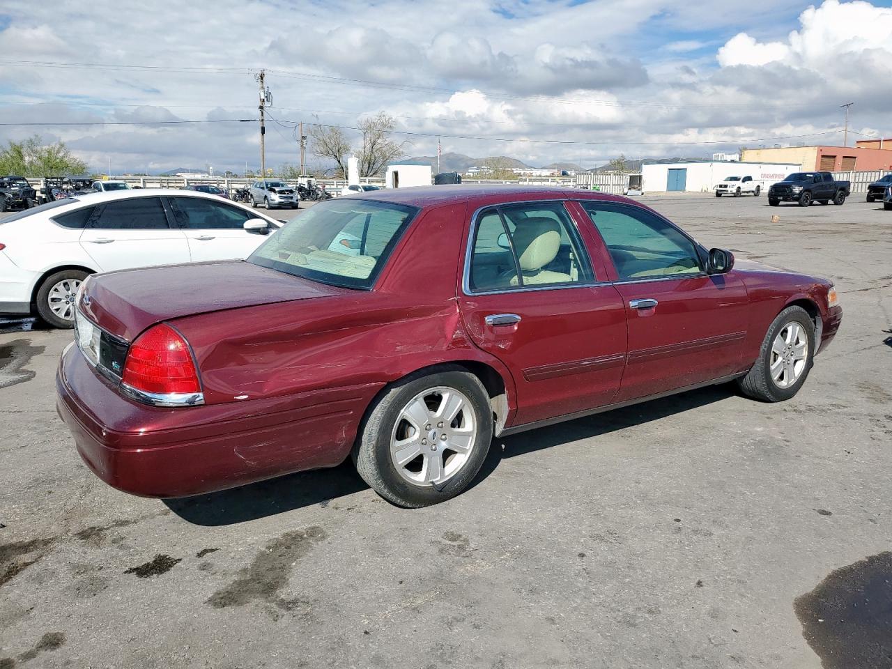 FORD CROWN VICTORIA LX