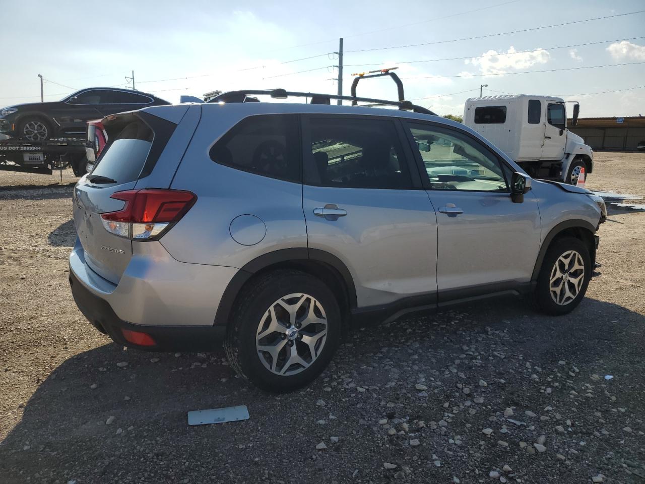 SUBARU FORESTER PREMIUM