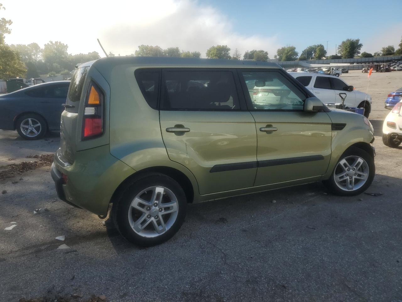 KIA SOUL +
