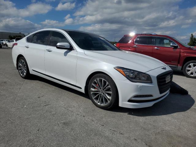 2016 HYUNDAI GENESIS 3. KMHGN4JE2GU126800