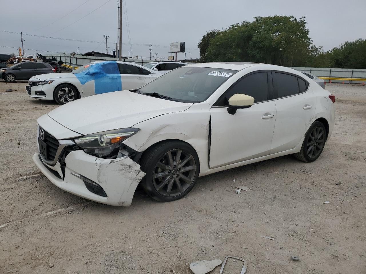 MAZDA 3 GRAND TOURING