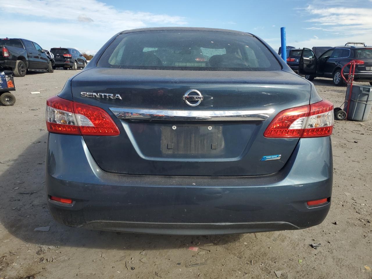 NISSAN SENTRA S