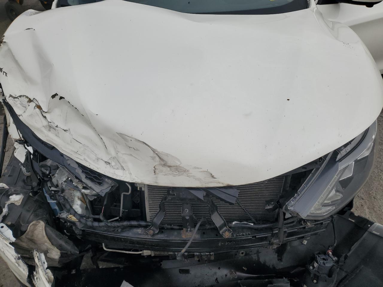 NISSAN ROGUE SPORT S