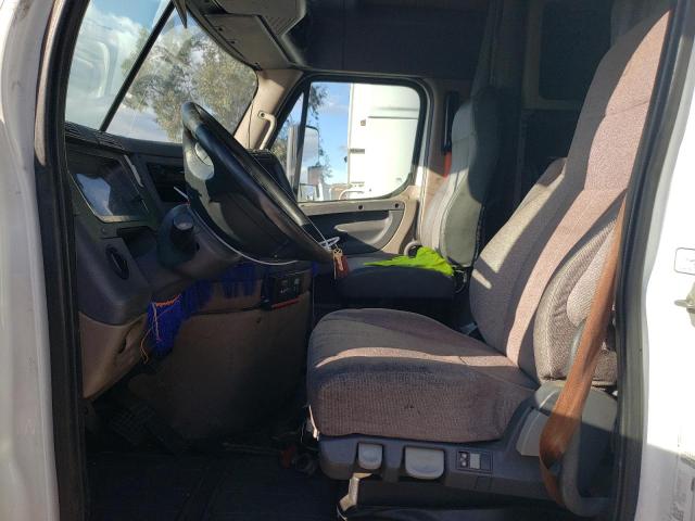 2013 FREIGHTLINER CASCADIA #3265765276