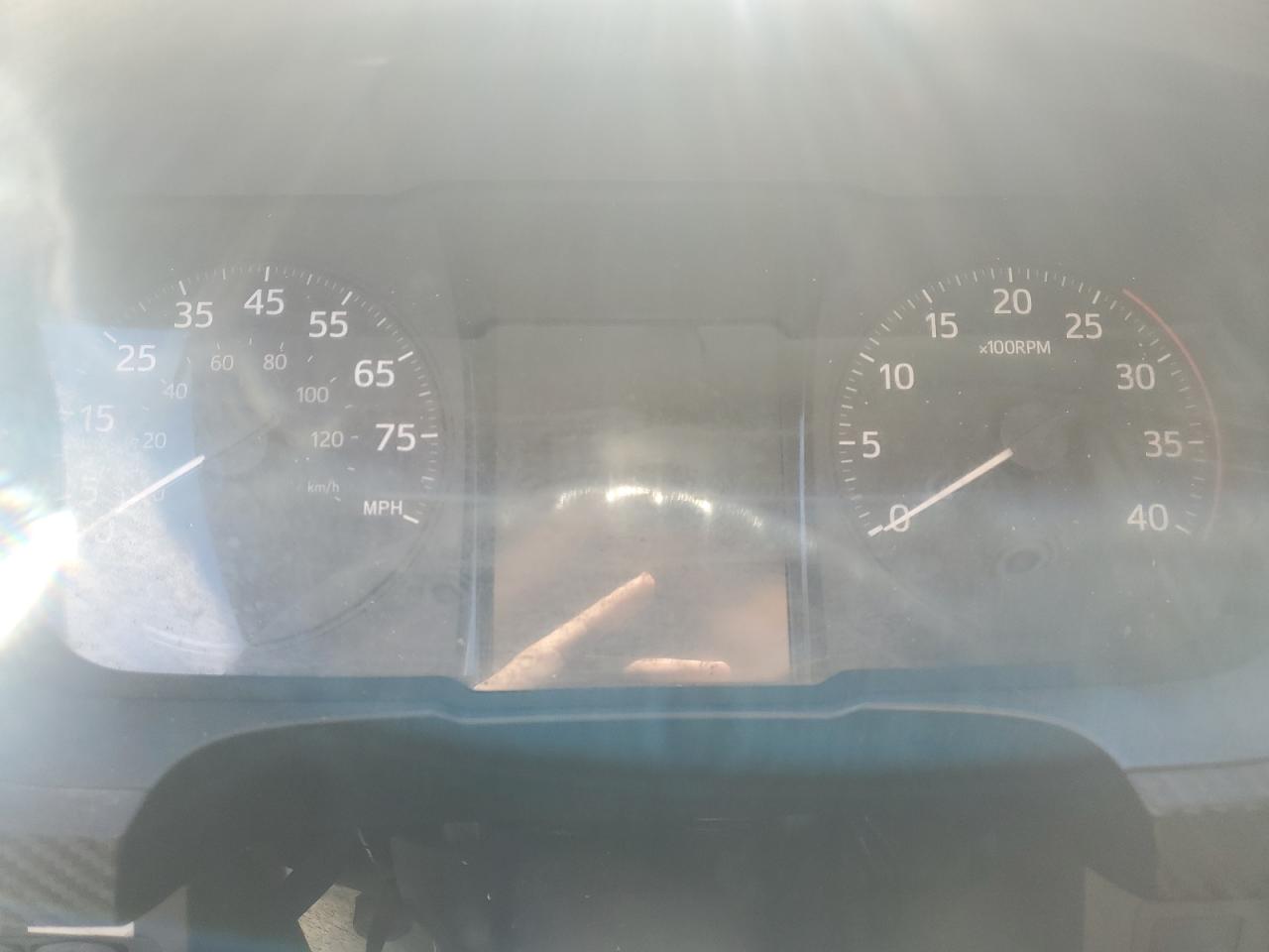 Lot #3279504245 2023 HINO HINO L6