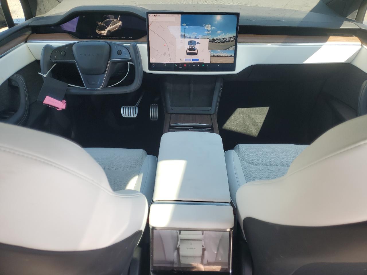 TESLA MODEL X
