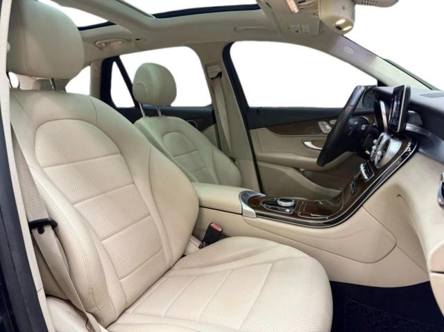 2017 MERCEDES-BENZ GLC 300 - Inny widok