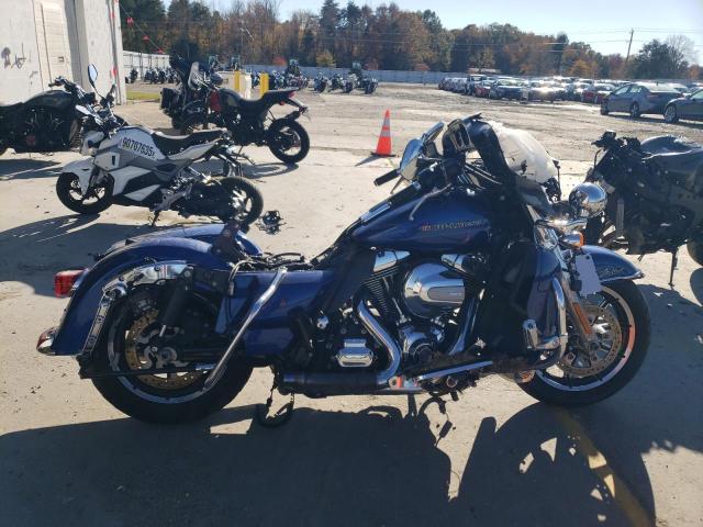 Global Auto Auctions: 2015 HARLEY-DAVIDSON FLHTKL ULT