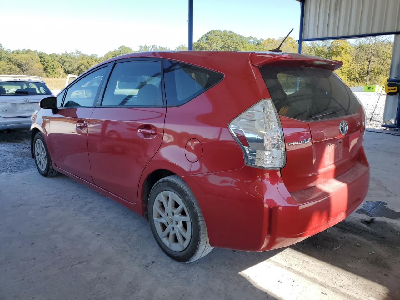 TOYOTA PRIUS V