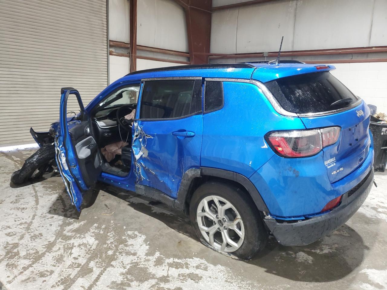 JEEP COMPASS LATITUDE