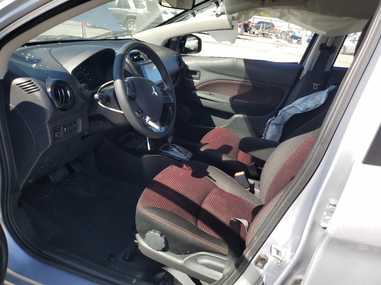 MITSUBISHI MIRAGE SE