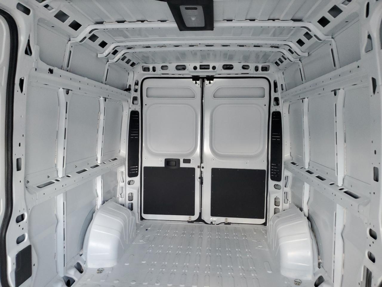 RAM PROMASTER 2500 HIGH