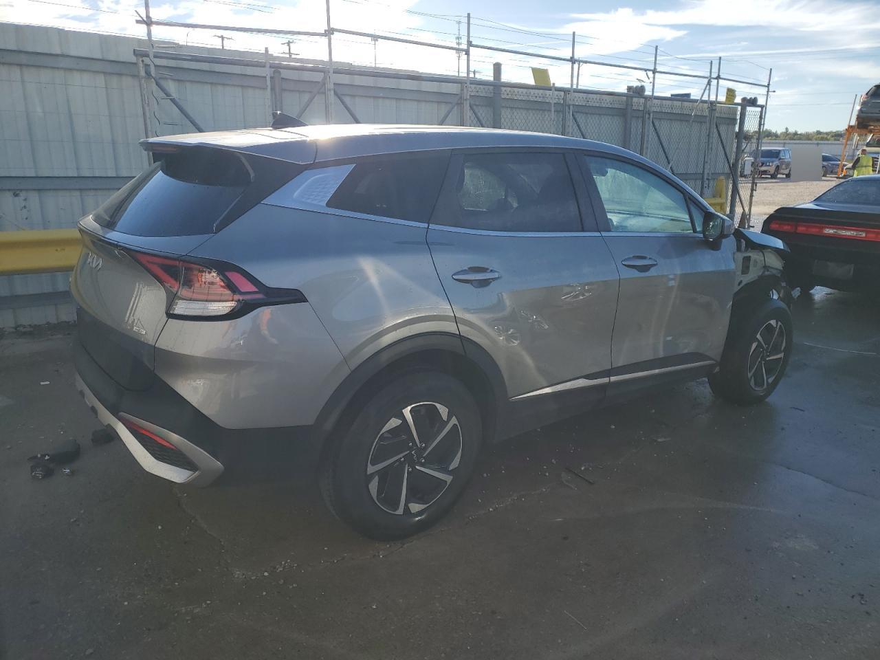 KIA SPORTAGE LX