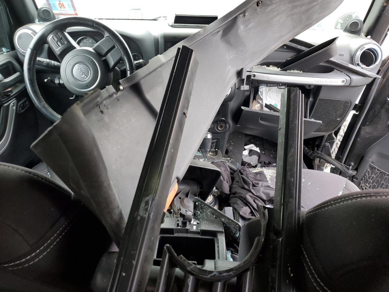 JEEP WRANGLER SAHARA