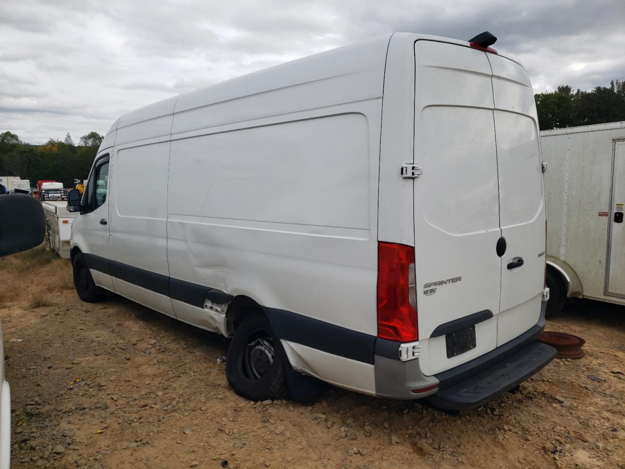 MERCEDES-BENZ SPRINTER 2500