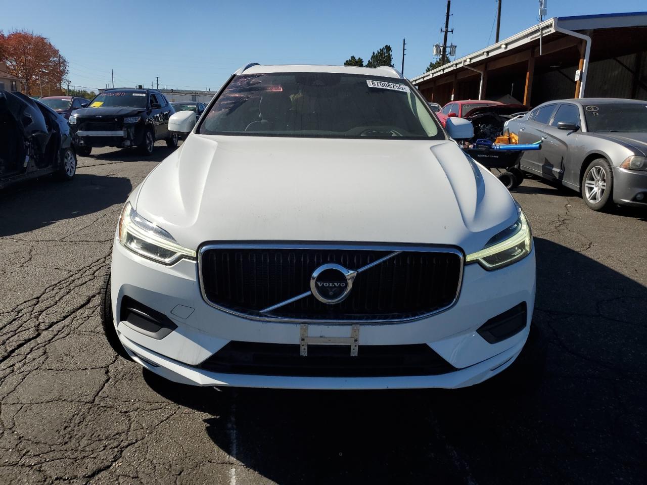 VOLVO XC60 T5 MOMENTUM